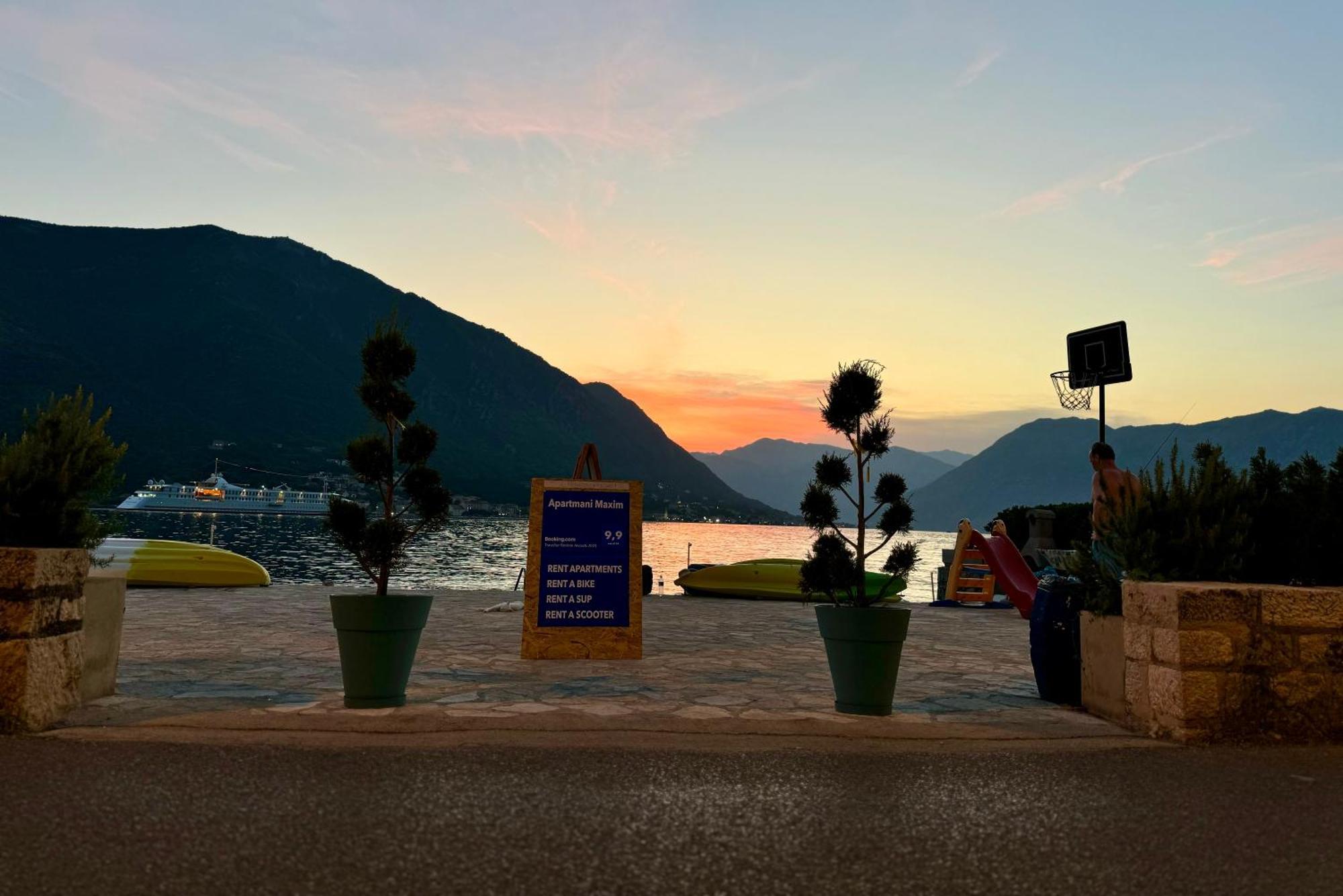 Aparthotel Maxim Kotor Dış mekan fotoğraf